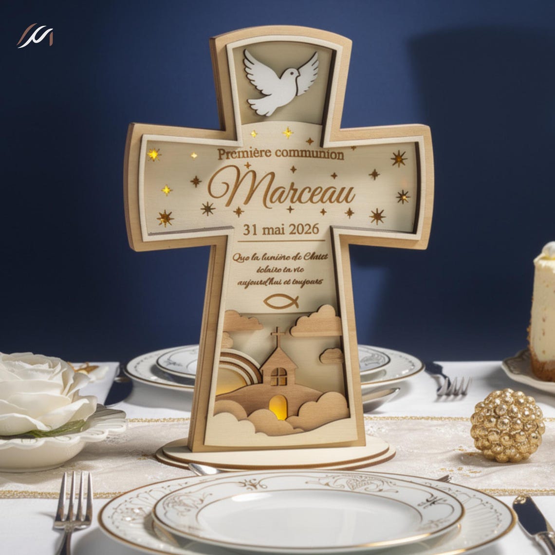 Croix de Première Communion Personnalisée en Bois – Éclairage LED