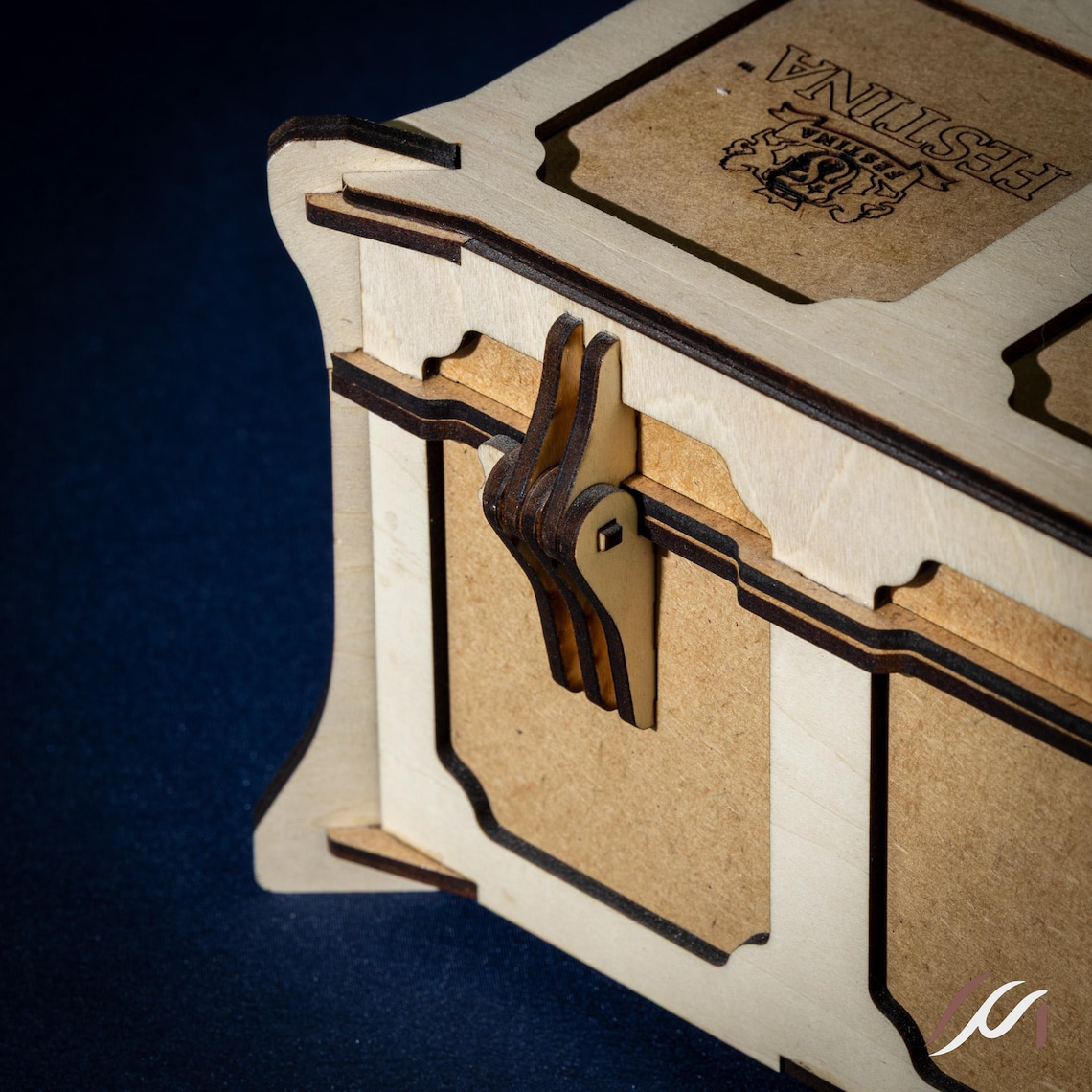 Boîte à montres personnalisée en bois