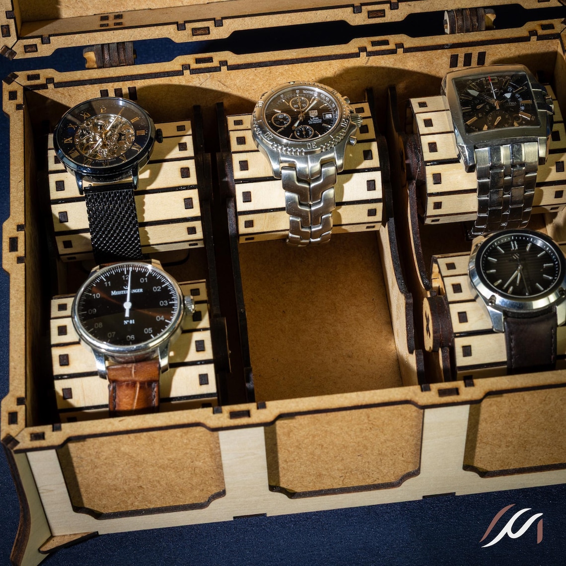 Boîte à montres personnalisée en bois